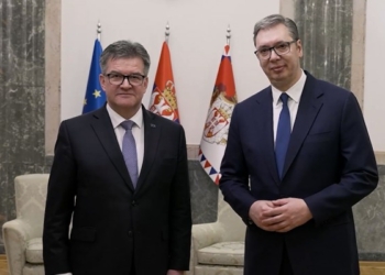 ​Lajçak takon Vuçiqin në Beograd