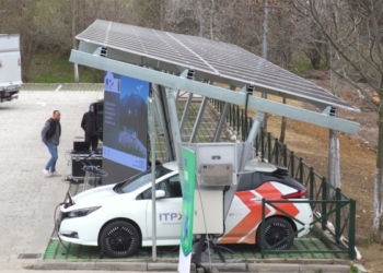 Përurohet projekti i sistemit diellor të qative dhe stacionit të karikimit të automjeteve elektrike në kryeqytet