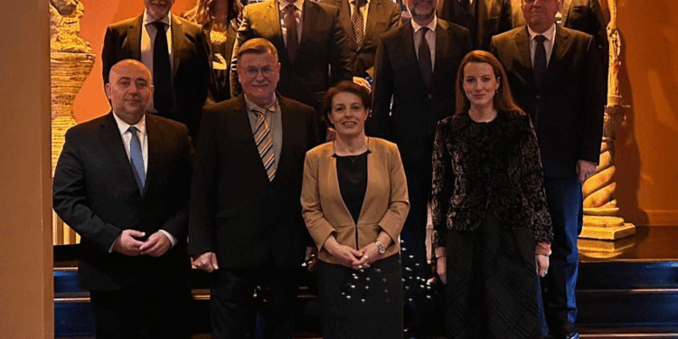 Gërvalla takon Përfaqësuesit e Përhershëm të shteteve të rajonit në NATO