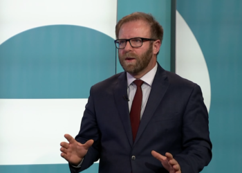 Abazi: Ka rënie të entuziazmit nga Konjufca për të qenë kryeparlamentar