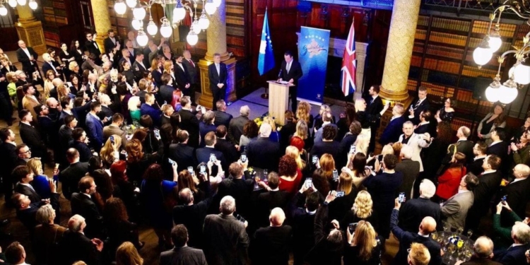 Kurti tregon për vizitat në Mbretërinë e Bashkuar dhe në Irlandë