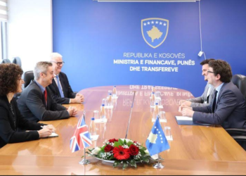 Murati priti Ambasadorin e Mbretërisë së Bashkuar në Kosovë