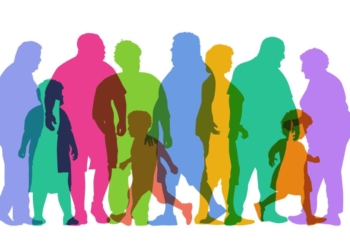 Përse po shëndoshen njerëzit? Faktorët që ndikojnë