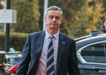 Vendimi i Qeverisë për Manastirin e Deçanit, ambasadori britanik: Guxim politik