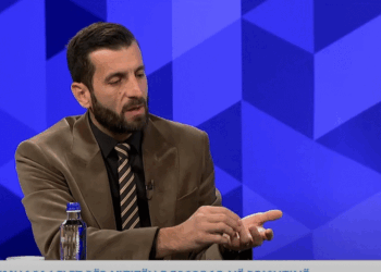 Demhasaj: I quditshëm vendimi i Kurtit për Manastirin e Deçanit para takimit me Escobarin