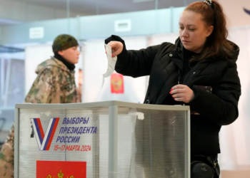 Rusët e vazhdojnë votimin në zgjedhjet presidenciale