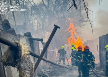 Zelensky zotohet se do t’i kundërpërgjigjet Rusisë për vrasjen e 20 njerëzve në Odesa