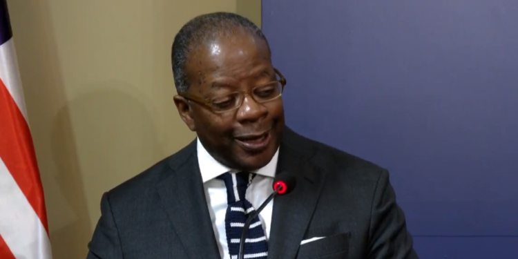 Robinson thotë se ShBA-të e mbështesin Kosovën në fushën e sigurisë