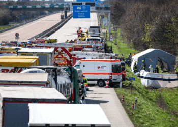 Pesë të vdekur në një aksident në autostradën e Gjermanisë Lindore