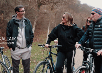 Haxhia sugjeron vajzat ta kërkojnë në Google për të mësuar për famën e tij