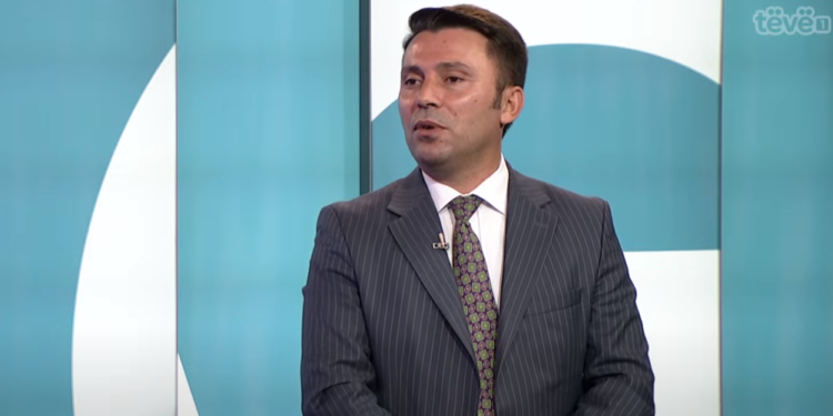 Rrustemi: S’na frikësojnë kërcënimet e Vuçiqit, por duhet t’i marrim seriozisht