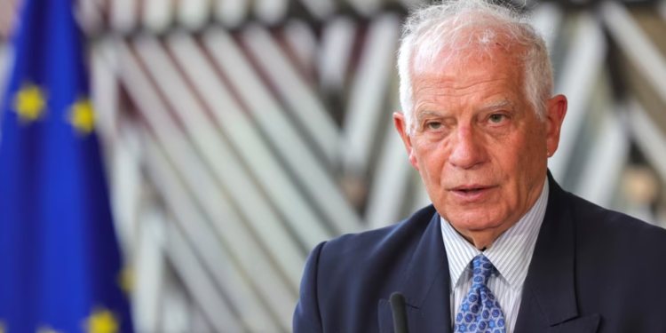 Borrell paralajmëron vazhdimin e presionit për zbatimin e marrëveshjes Kosovë – Serbi