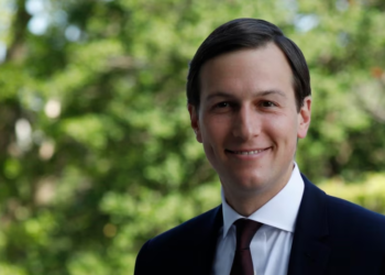 Dhëndri i Trumpit synon investime turistike në Shqipëri dhe Serbi