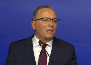 Hamza pranon kandidimin për kryeministër, e quan nder dhe përgjegjësi