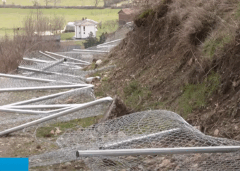 Pas vizitës së klerikëve serbë, dëmtohen rrethojat e manastirit në Istog