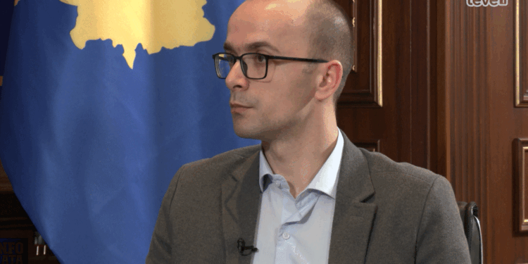 Qeveria i reagon Escobarit për Asociacionin si kusht për anëtarësim në KiE