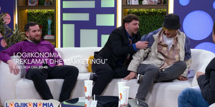 Ekspertët e marketingut dhe reklamave e hutojnë moderatorin