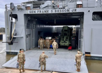 Anija ushtarake amerikane niset në Gaza për ndërtimin e portit