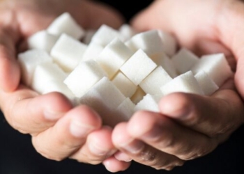 Sa e dëmton shëndetin e zemrës përdorimi i sheqerit të tepërt?