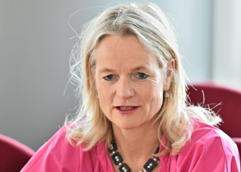 Von Cramon: Qeverisë së Kosovës po i mungon vullneti politik për integrim evropian