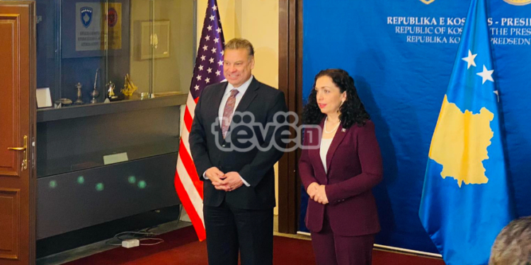 Osmani pret në takim Escobarin