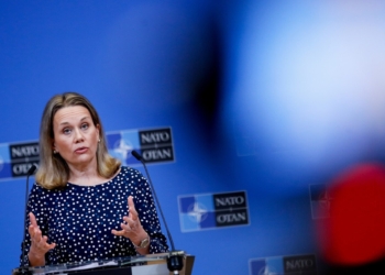 Ambasadorja amerikane në NATO përmend përpjekjet e Rusisë për destabilizim të Ballkanit