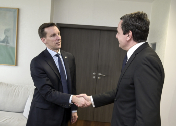 Kryeministri Kurti priti në takim Zëvendëspresidentin në MCC, Cameron Alford