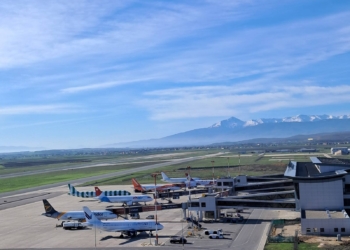 AShNA: Trafiku ajror komercial shënon rritje 21.3%