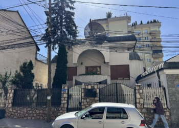 Plaçkitet shtëpia e Bajram Kelmendit, Policia kap hajnat në flagrancë