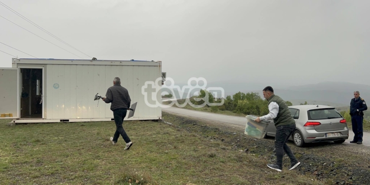 Procesi i votimit në Koshtovë të Leposaviqit fillon me vonesë, s’ka rrymë elektrike