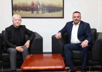 Maqedonci pret në takim komisioneren parlamentare të FSK-së