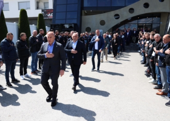 Haradinaj për ngushëllime te familja e ish-komandantit: Imeri do të kujtohet për vlerat atdhetare