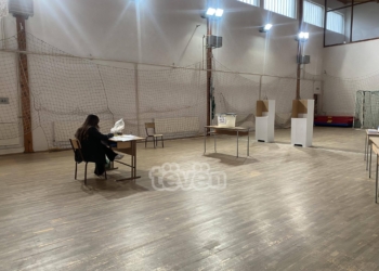 Hapen të gjitha qendrat për votim në Zubin Potok