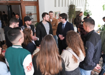 240 të rinj përfitojnë trajnime falas në teknologji informative