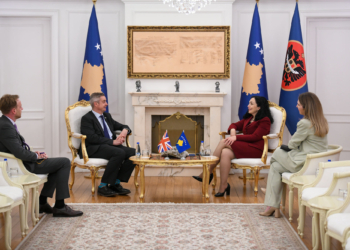 Osmani takohet me Hargreaves, flasin për anëtarësimin e Kosovës në KiE
