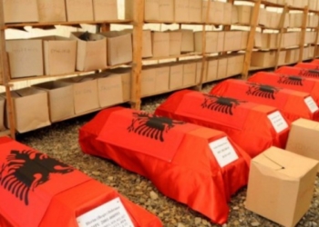 ​25 vjet nga masakra serbe në Rezallë