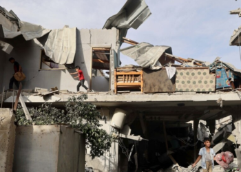 Së paku pesë të vrarë, përfshirë fëmijë, nga sulmet izraelite në Rafah