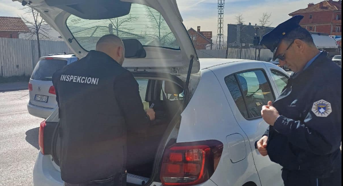Policia dhe Inspektorati aksion në identifikimin e taksistëve ilegal dhe linjave të autobusëve