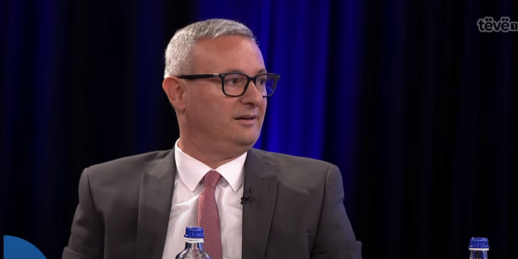 Arifi thotë se Kosova duhet ta bëjë Asociacionin, mos të humbë kohë me tema të kota në Bruksel