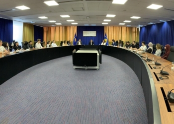 Ndahen grantet për 34 të rinj nga programi i vetëpunësimit