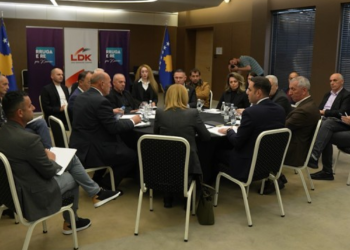 Abdixhiku prezanton planin e LDK-së në fushën e mbrojtjes
