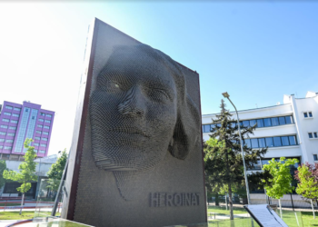 Dhunimet seksuale gjatë luftës pjesë e gjenocidit, të mbijetuarat kërkojnë të mos harrohen