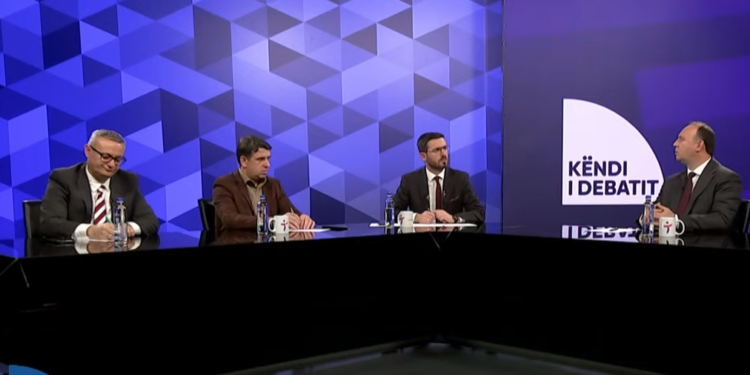 Gashi thotë se Ahmeti ka tentuar ta rikthejë Gruevskin në Maqedoninë e Veriut  