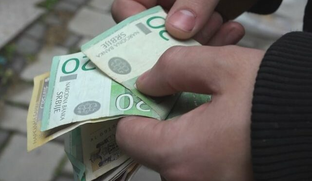 Në Bruksel sot vazhdojnë përpjekjet për zgjidhjen e çështjes së dinarit në Kosovë