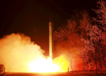 Koreja e Veriut thotë se ka testuar armë të reja