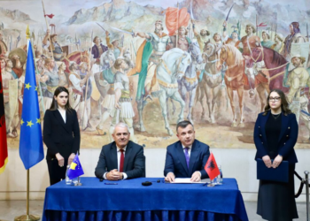 Sveçla e Balla nënshkruajnë ujdinë: Lehtësohet kalimi në Morinë përgjatë 9 muajve të vitit