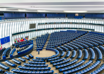 ​Parlamenti Evropian shtrëngon kushtet për migracionin