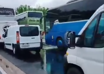 “Barileva” konfirmon se udhëtarët e saj janë mirë: Po ndalohet çdo automjet me targa të Kosovës