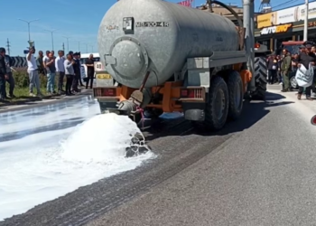 Fermerët në Shqipëri në protestë, kërkojnë më shumë mbështetje