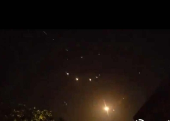 Izraeli rrëzon disa dronë të lëshuar nga Irani